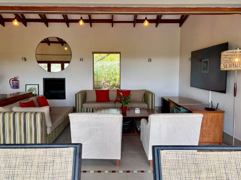Elementsview Luxury Villa Lounge